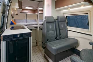 Columbus 600 E Interior